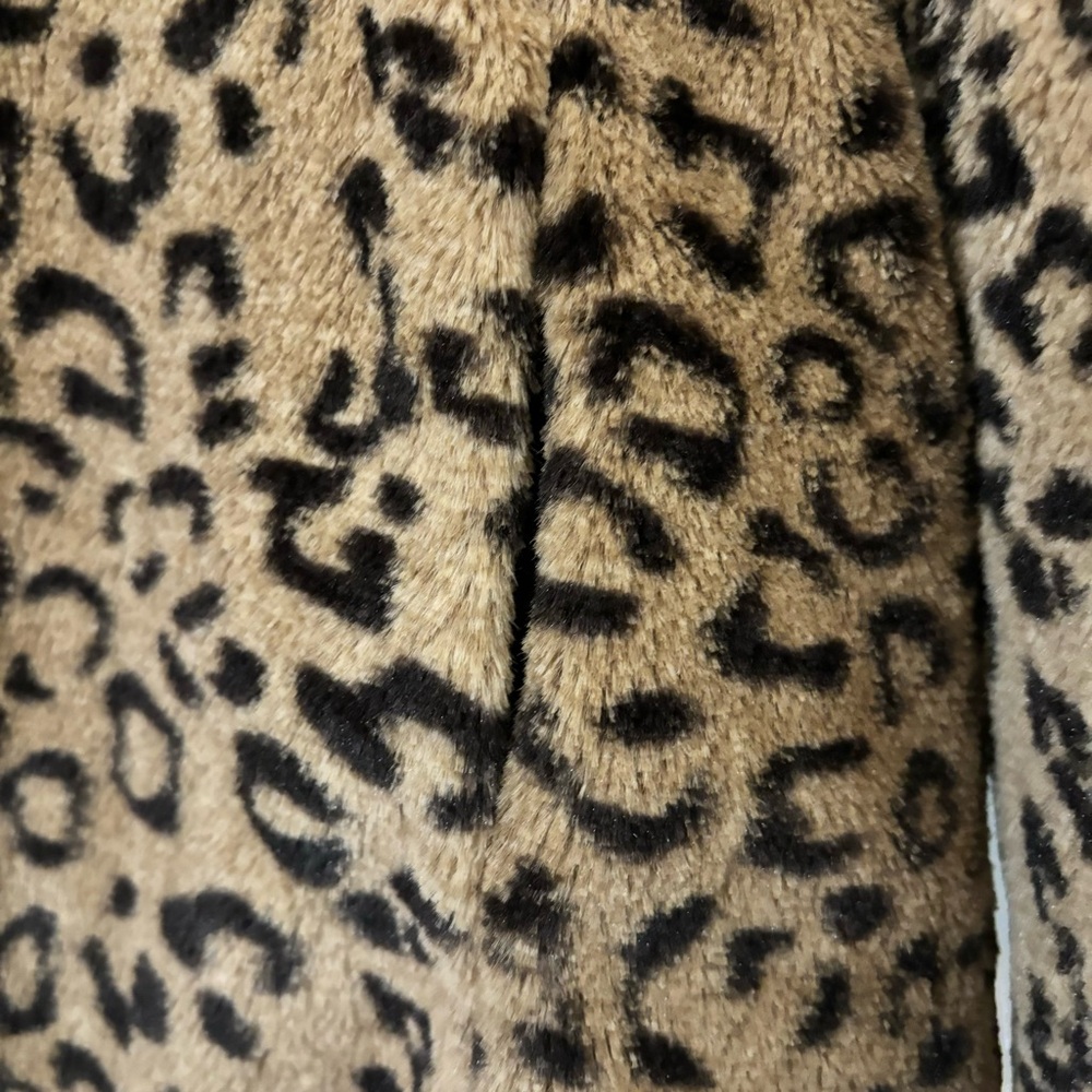 ✨ELLISON✨LUSH PLUSH LUXURY LEOPARD FAUX FUR JACKET-MEDIUM - Picture 3 of 7